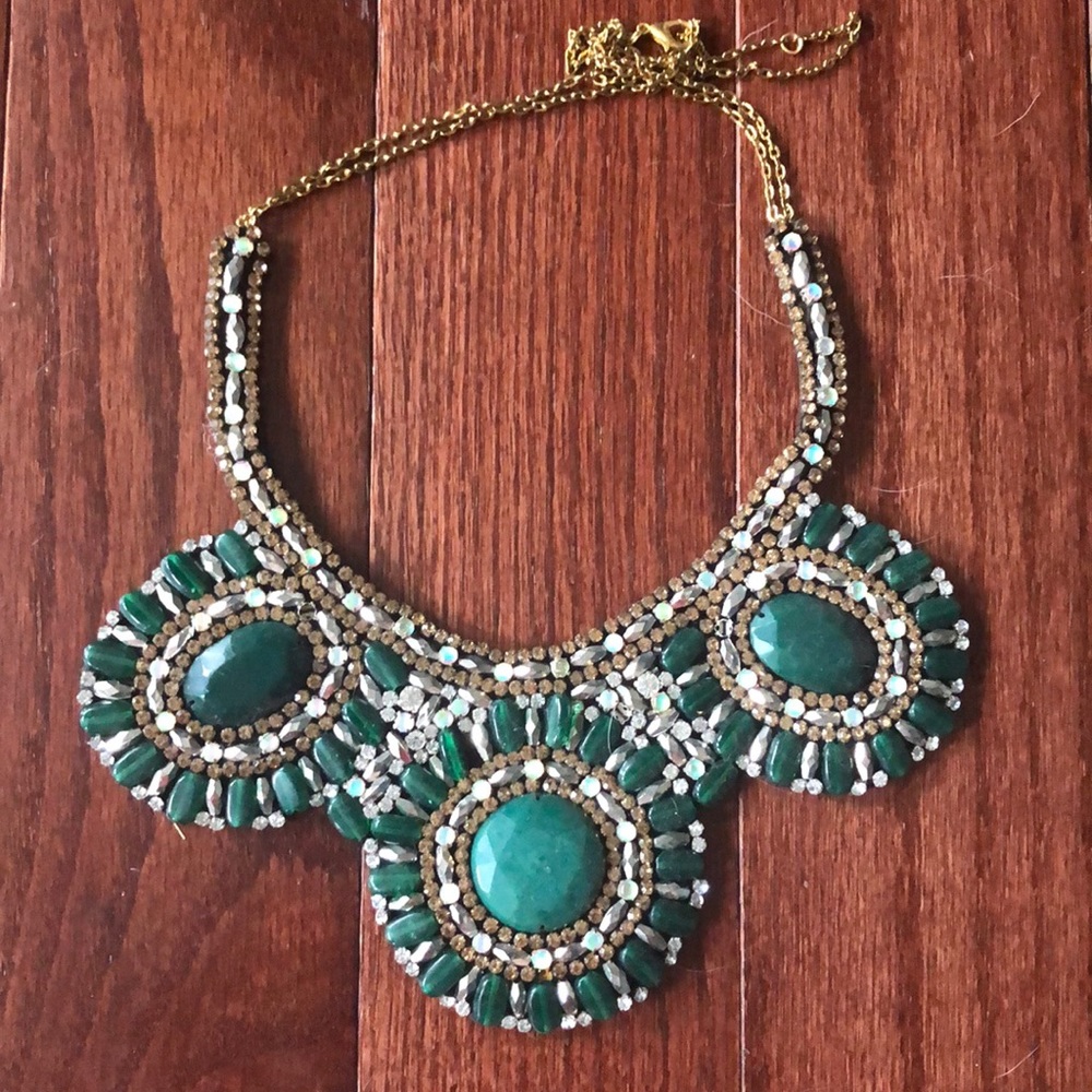 Statement necklace